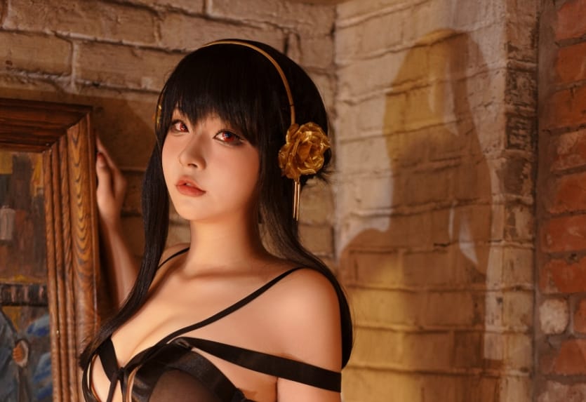 %title插图%numyuuhui玉汇《约尔福杰》cos:神秘黑衣下的柔情 %title插图%numyuuhui玉汇《约尔福杰》cos:神秘黑衣下的柔情