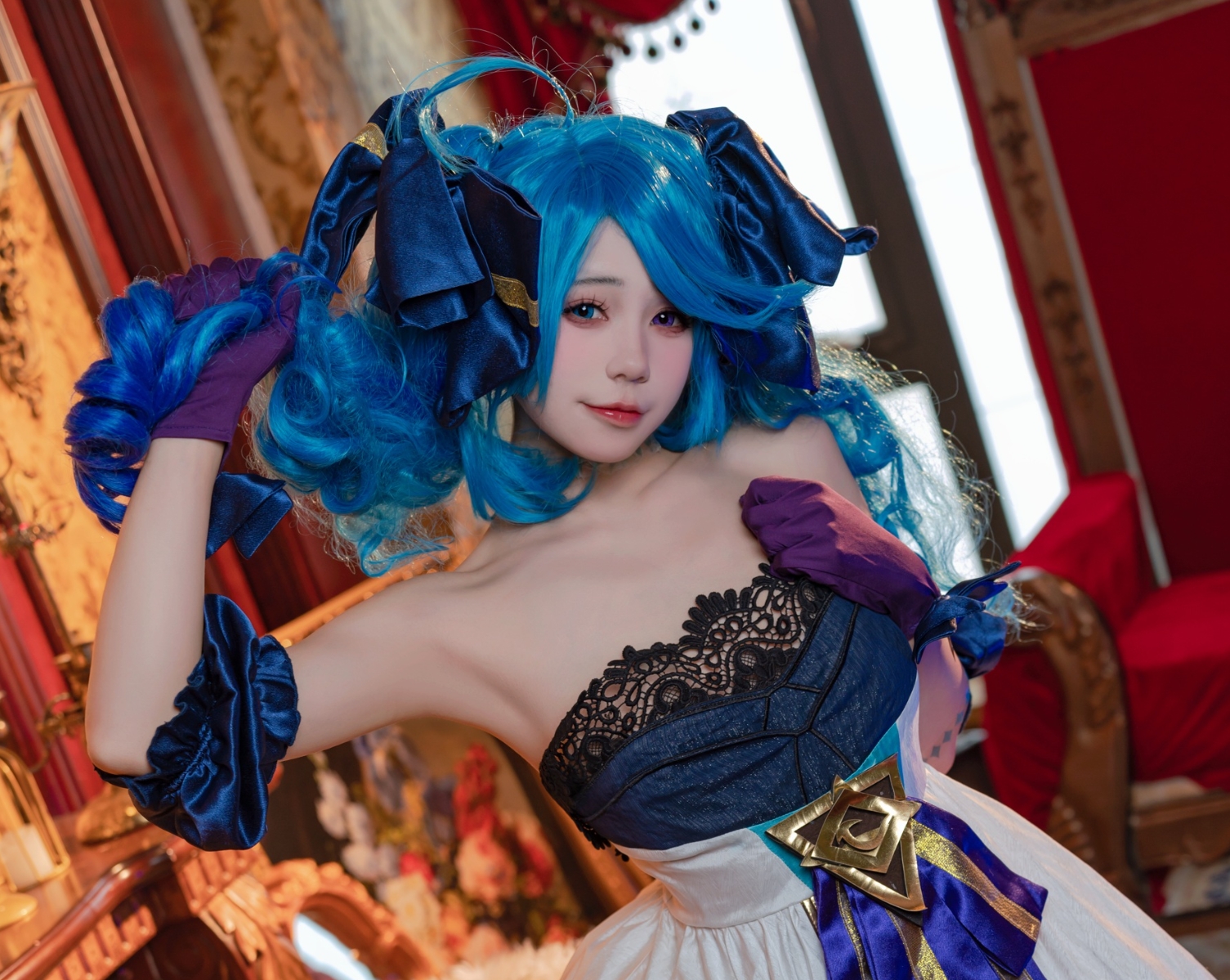 %title插图%num咬一口兔娘ovo完美还原《英雄联盟》格温角色，精致服饰与细腻细节展现华丽魅力