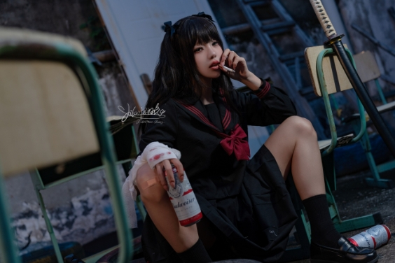 %title插图%num咬一口兔娘ovo – 不良女高——那个不按常理出牌的“叛逆女孩”