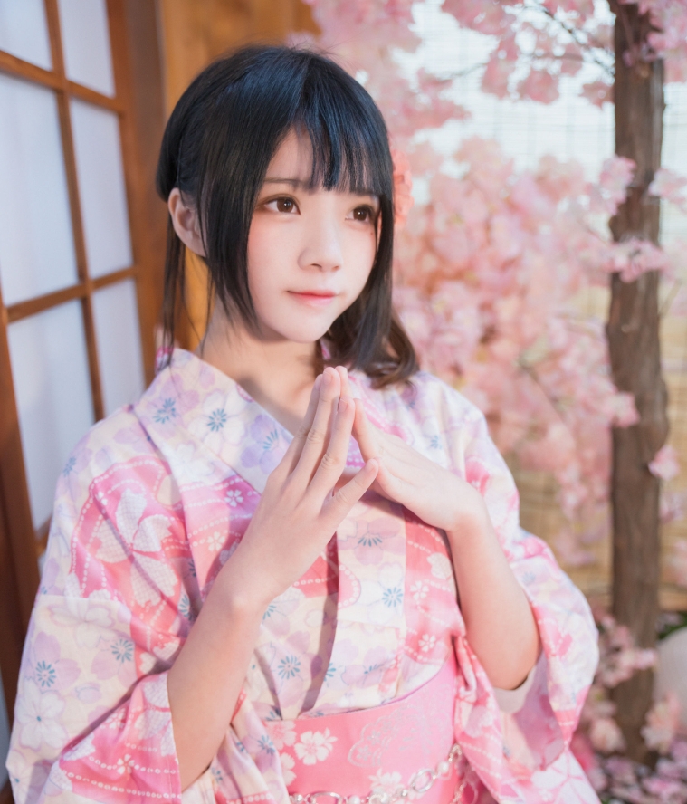 %title插图%num桜桃喵《双人本》—穿越春日桃花的轻盈舞步 %title插图%num桜桃喵《双人本》—穿越春日桃花的轻盈舞步