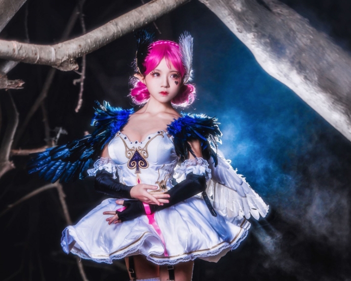 %title插图%num桜桃喵《小乔天鹅之梦》：让梦幻与现实在指尖相遇