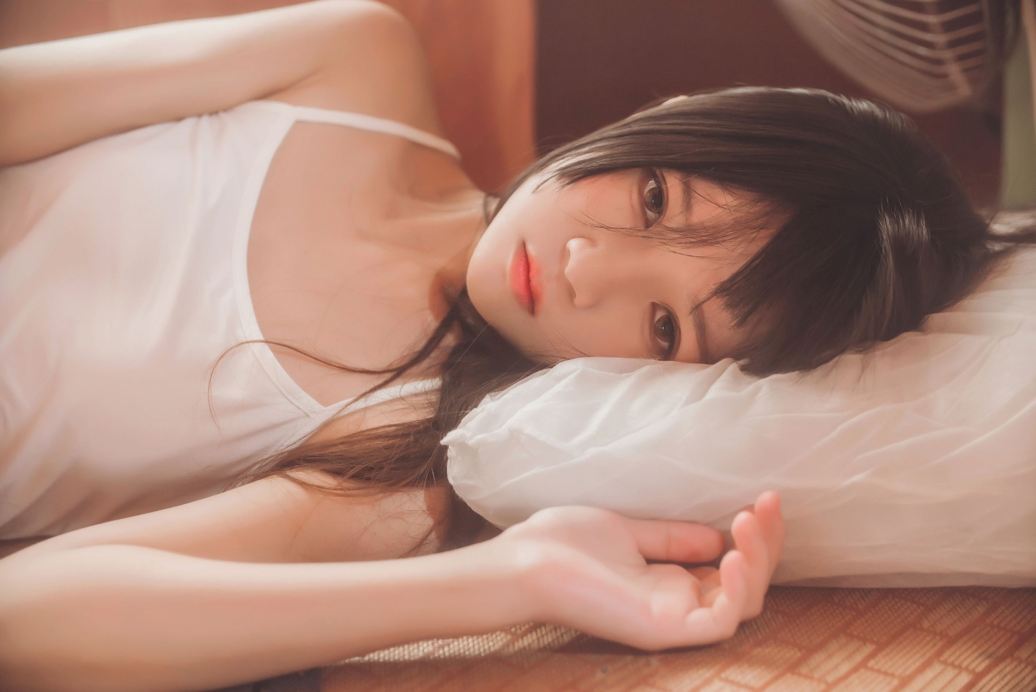 %title插图%num桜桃喵《小背心换水手服》——盛夏的轻盈与惬意