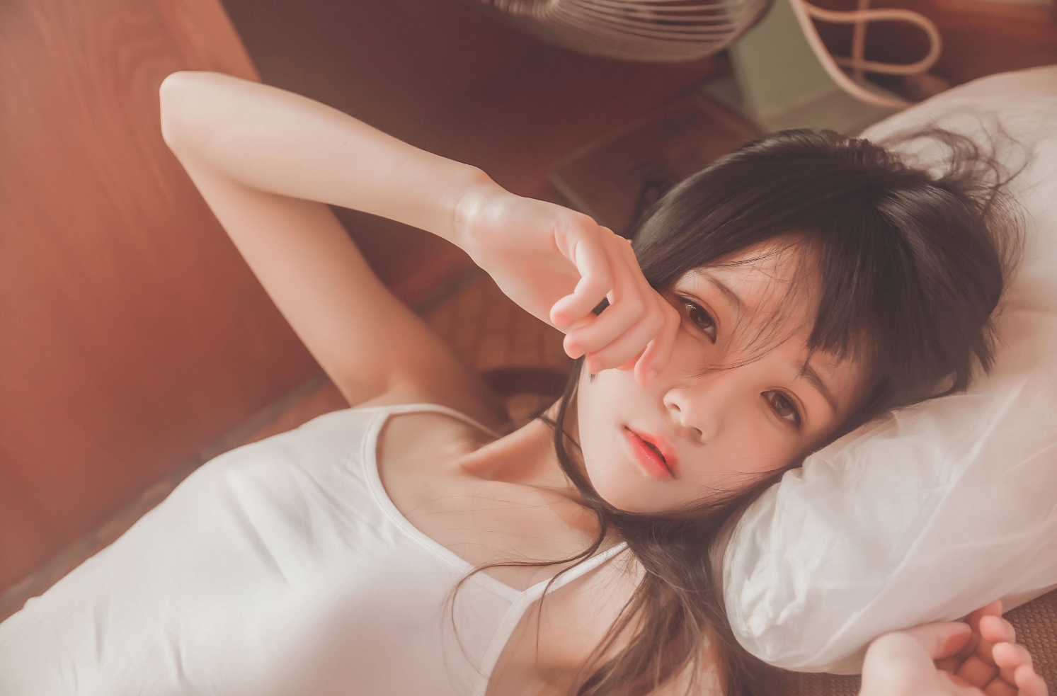 %title插图%num桜桃喵《小背心换水手服》——盛夏的轻盈与惬意