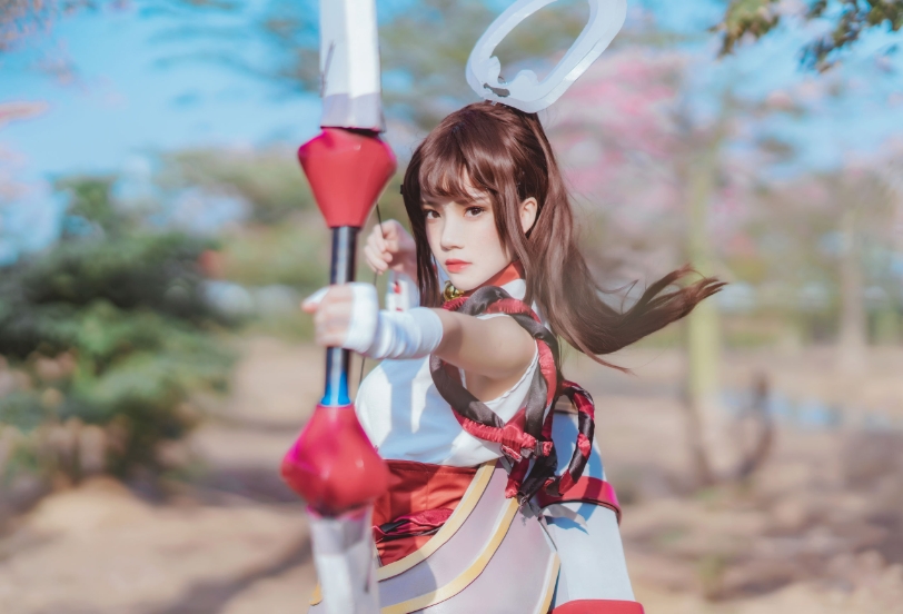 桜桃喵《王者荣耀 伽罗COS》:从可爱少女到战场女神的完美转身