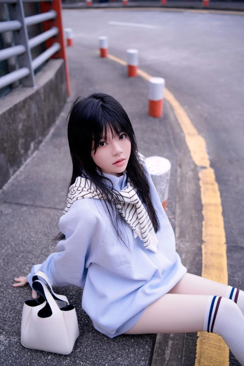 %title插图%num樱桃喵私影新作《蓝》：浅蓝卫衣搭配白丝长袜，清纯学妹风氛围感爆棚！