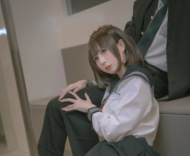 %title插图%num西园寺南歌《电车物语》作品介绍:日系制服与旅途氛围里的清新叙事 %title插图%num西园寺南歌《电车物语》作品介绍:日系制服与旅途氛围里的清新叙事